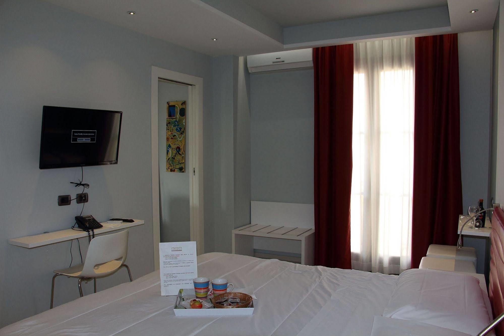 Casa Vacanze Fardella Centrale Trapani Exterior foto
